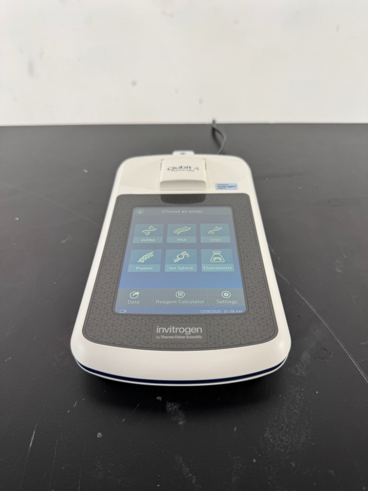 Image of Invitrogen Qubit 4 Fluorometer